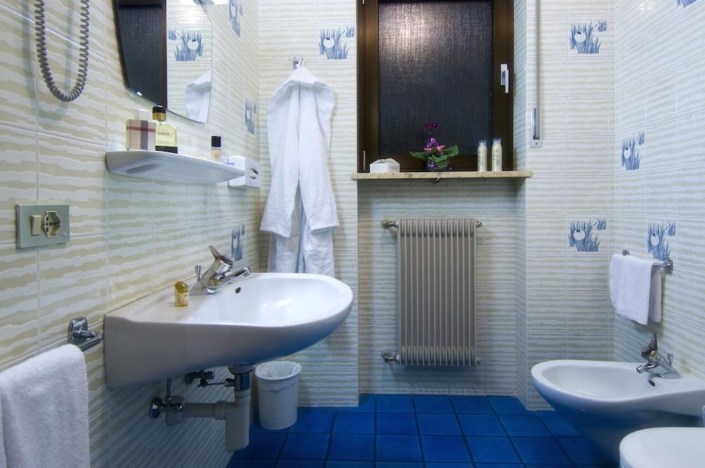 Hotel Daniela Merano Chambre photo